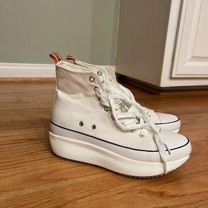 Madden girl, white canvas high top
